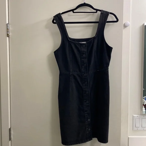 urban outfitters black denim dress Denim black mini dress. Full silver buttons along